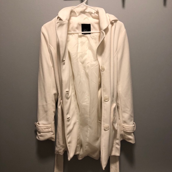 Forever 21 Belted Coat - Picture 3 of 4